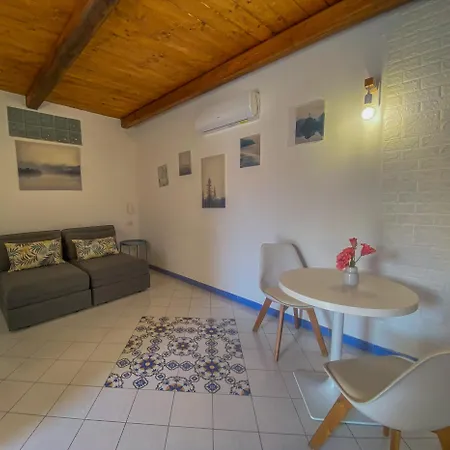 Le Oreadi 3* אג'רולה