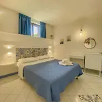 فندق مبيت وإفطار Le Oreadi أَجيرولا