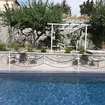 فندق مبيت وإفطار Le Oreadi