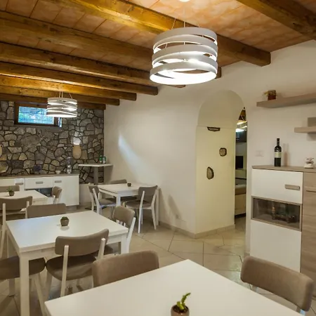 Le Oreadi Bed & Breakfast